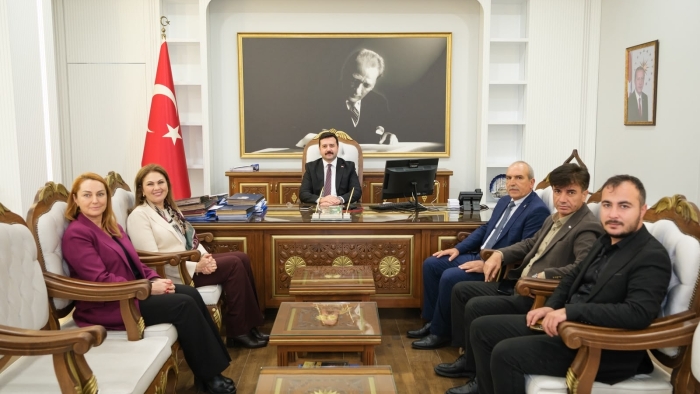 BELGİN İBA, ENEZ’DE YEREL YÖNETİCİLER VE ÜRETİCİLERLE BULUŞTU